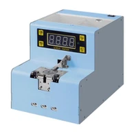 Penyampai skru automatik